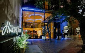 Howard Johnson La Cañada Hotel&Suites